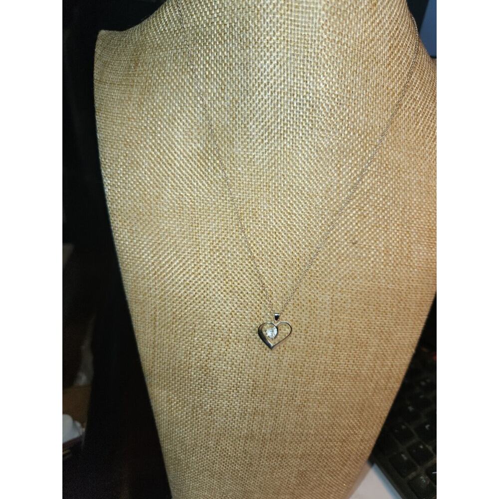 925 Sterling necklaes, 925 Sterling Heart Pendant clear glass stone 18 in 2.42G